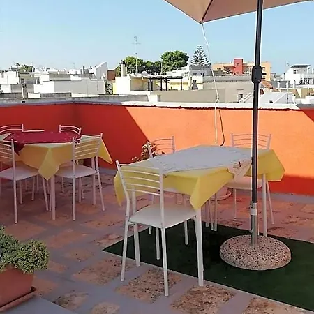 Bed and Breakfast Mirage 4*