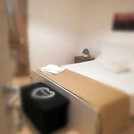 Mirage Bed & Breakfast 4*