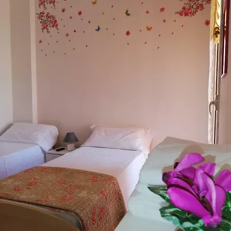 Oda ve Kahvaltı Mirage