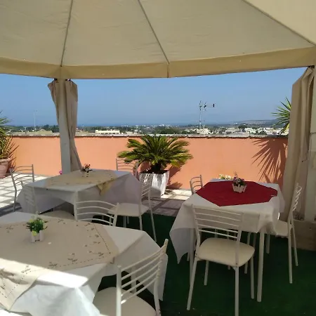 Bed and Breakfast Mirage 4*