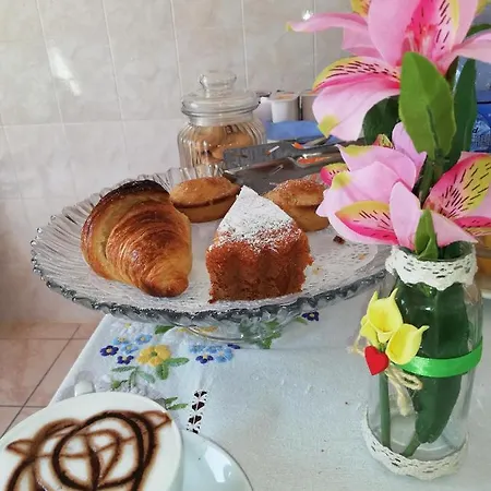 Bed and Breakfast Mirage 4*