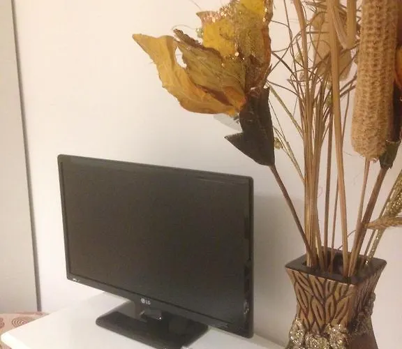 Mirage לינה וארוחת בוקר